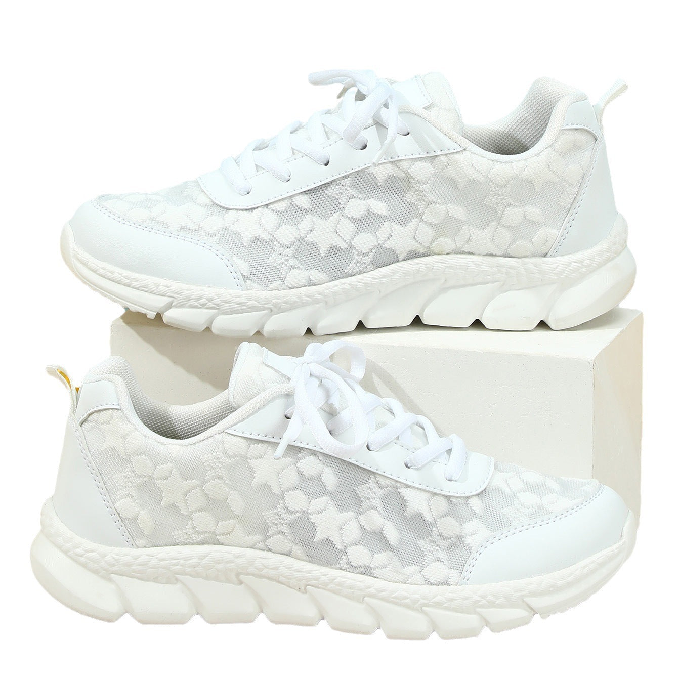 Women's Sports Shoes